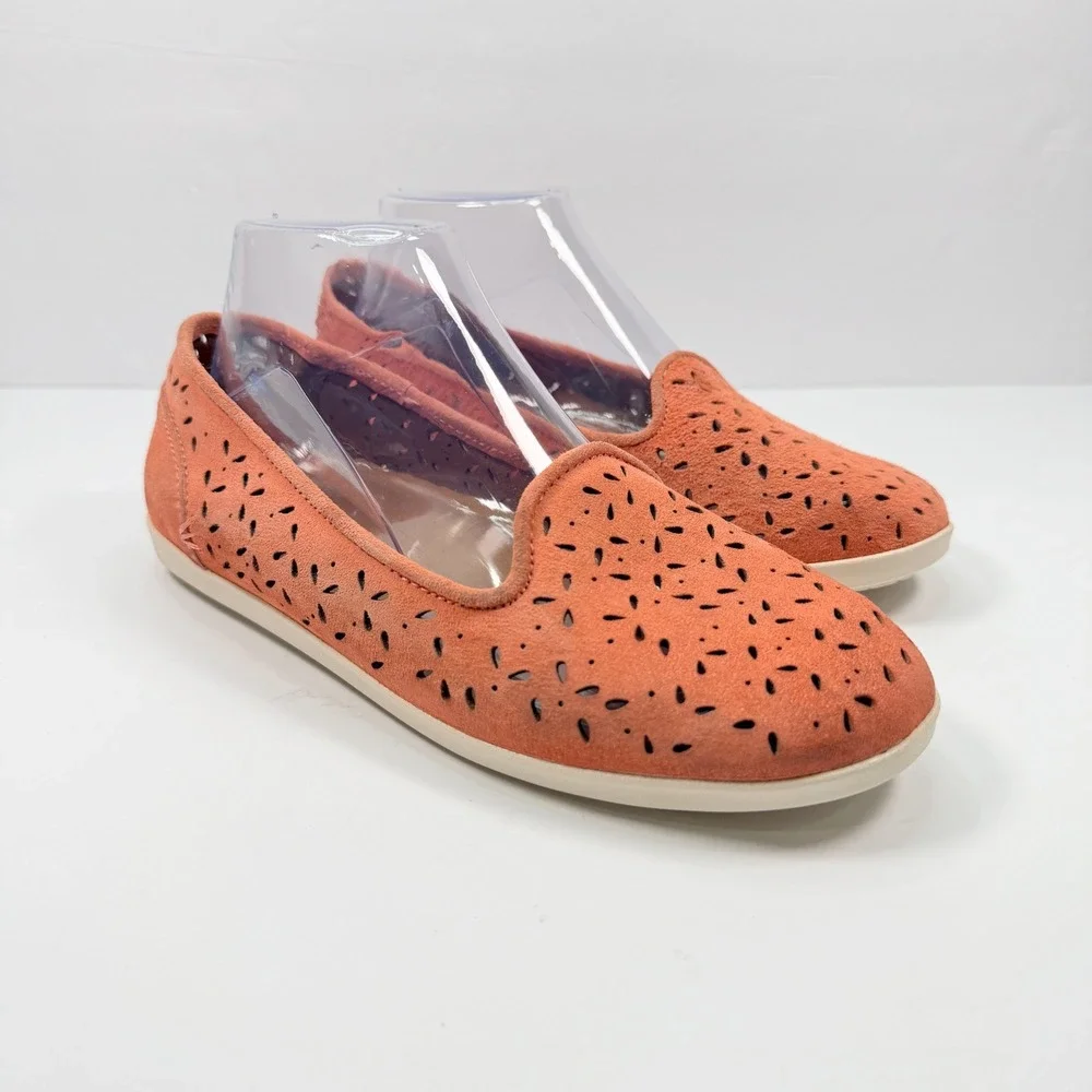Olukai Womens 8 Momi Coral Rose Suede Laser Cut Perforated Loafers Flats Coastal